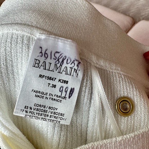 Balmain gold button white viscose mini shorts size 36F in very good condition - Picture 4 of 5